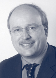 Der kaufmännische Geschäftsführer der GSI, Dr. Alexander Kurz, wechselt zum 1. Dezember 2007 von der GSI zum Forschungszentrum Karlsruhe, FZK.