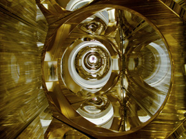 Blick in einen Verstärker des PHELIX-Lasers. Foto: G.Otto/GSI