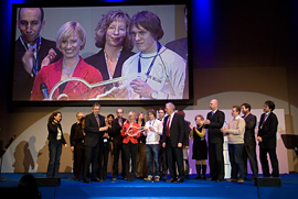 Mit einer Lichtshow und Tanzeinlagen feierten rund 1.500 Gäste aus Wissenschaft, Wirtschaft und Politik am 28. Januar 2009 die Fusion zum Helmholtz-Zentrum Berlin für Materialien und Energie. Foto:...