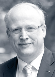 Dr. Alexander Kurz ist neuer Fraunhofer-Vorstand für Personal und Recht