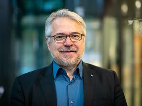 Prof. Dr. Dietrich Borchardt is head of the Department Aquatic Ecosystems Analysis and Management at the Helmholtz Centre for Environmental Research - UFZ. Image: Sebastian Wiedling/UFZ