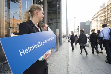 18 SEP 2014, BERLIN/GERMANY:Abendveranstaltung anl. der Jahrestagung 2014 der Helmholtz Gemeinschaft, Telekom HauptstadtrepraesentanzIMAGE: 20140918-01