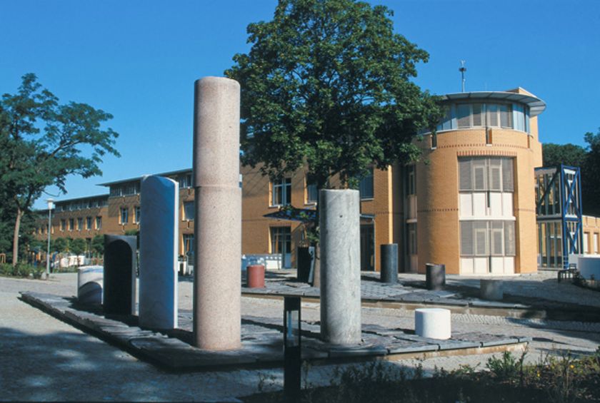 Helmholtz-Zentrum Potsdam - Deutsches GeoForschungsZentrum GFZ Helmholtz-Zentrum Potsdam - Deutsches GeoForschungsZentrum GFZ
